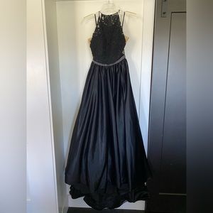 Sherri Hill gorgeous black prom dress. Sz 4